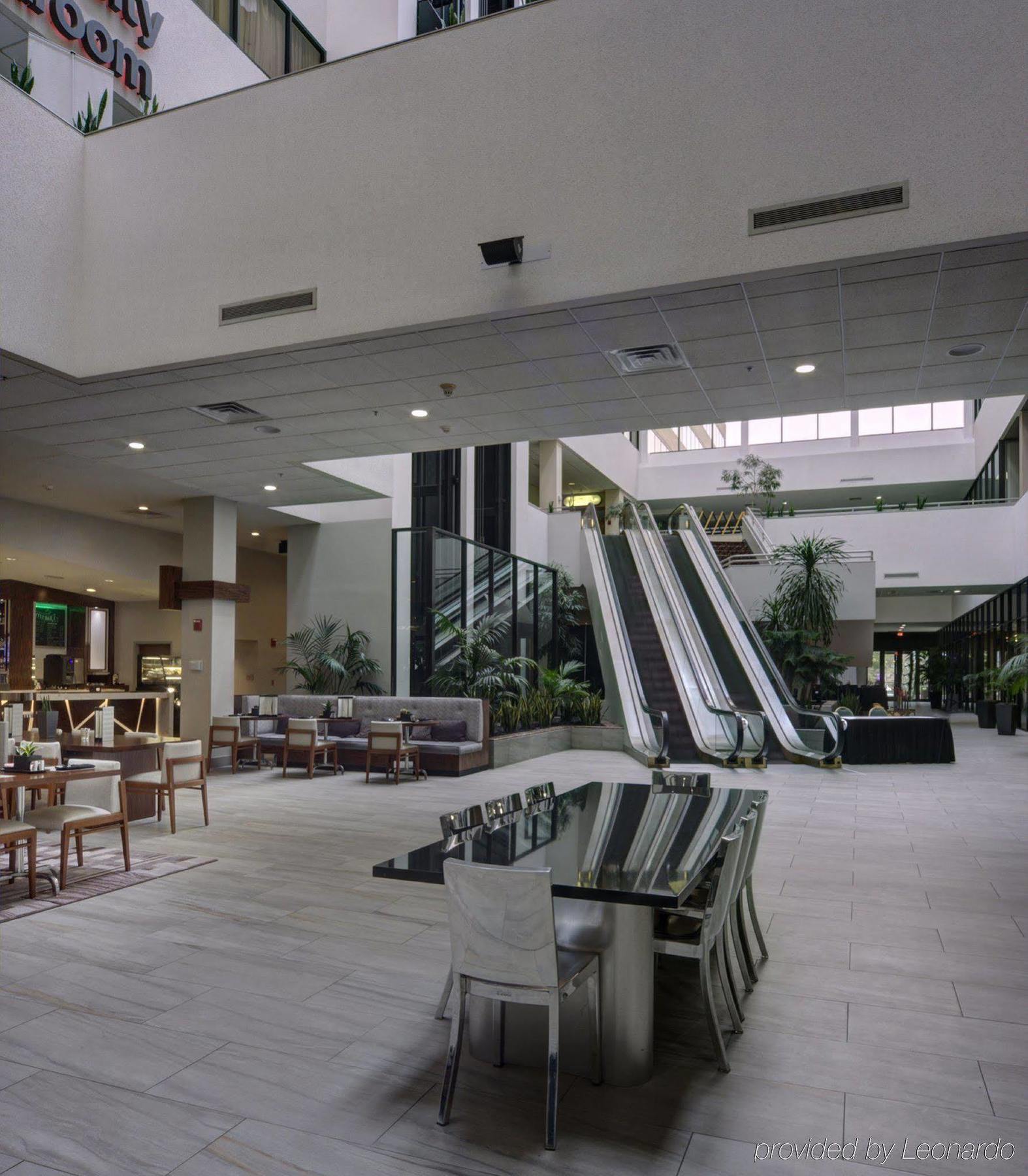 Marriott East Lansing At University Place Exteriör bild